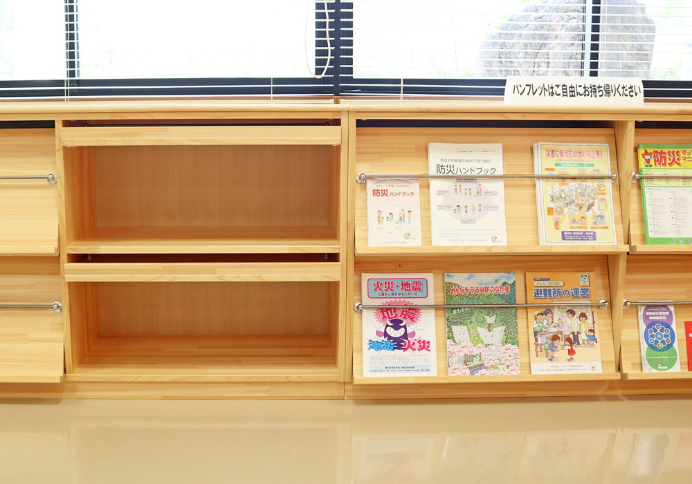 鹿沼市立菊沢コミュニティセンター家具画像